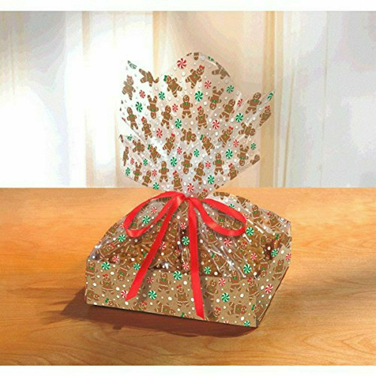 Amscan HOLIDAY: CHRISTMAS Large Gingerbread Kraft Treat Tray Treat Bag and Red Satin Ribbon Set